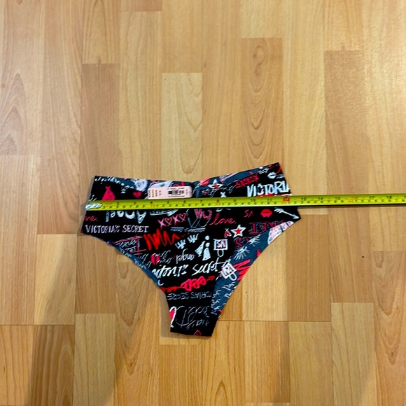 Victoria’s Secret underwearCute.😎 - Picture 4 of 4